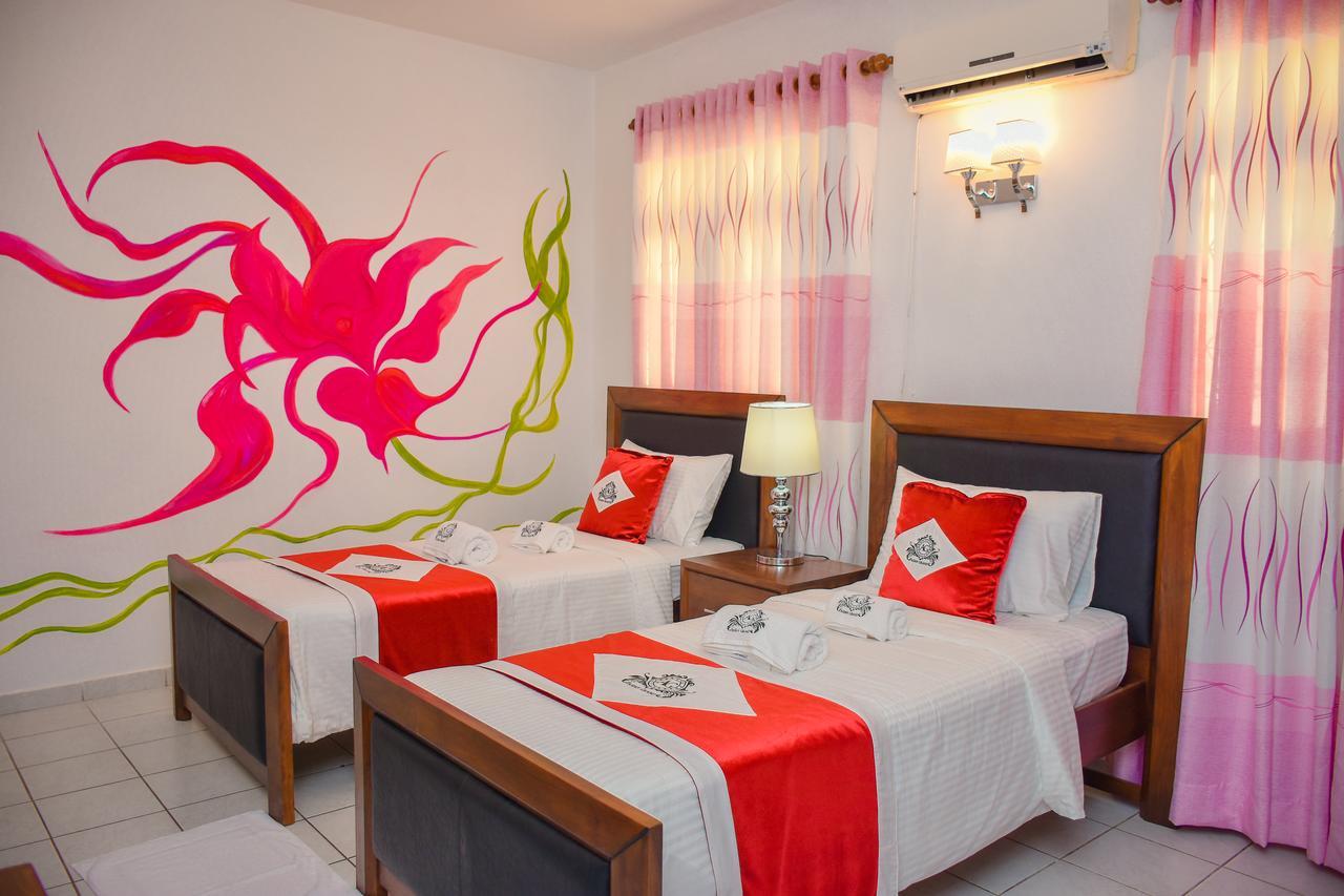 Asian Grand Hotel Negombo Exterior photo